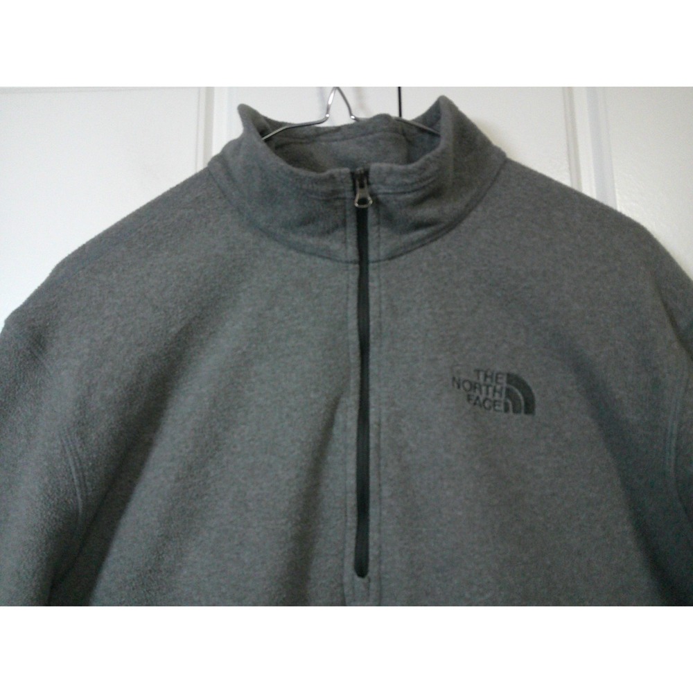 The North Face Pullover Mens Medium Gray 1/4 Zip Fleece Mock Neck‎ Long Sleeve - Picture 3 of 8